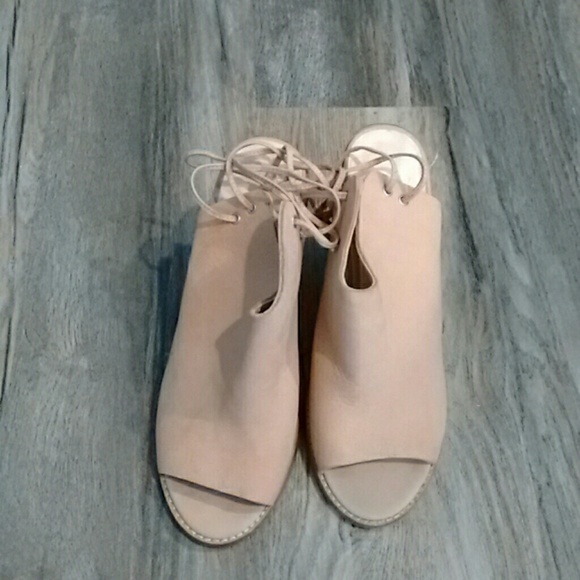 Nine West Shoes - Nine West Pinsento Booties 8M